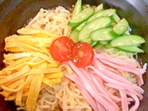 涼拌麺 (冷やし中華そば)